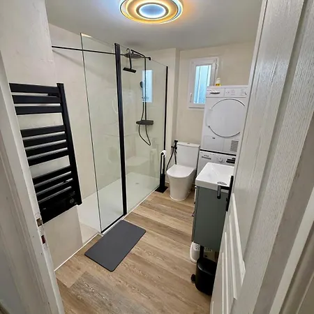 La Jassette 7 Apartman *